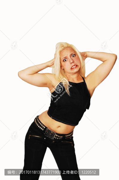 憤怒的金發(fā)女孩。