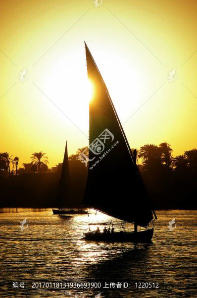 黃昏的Nile帆船