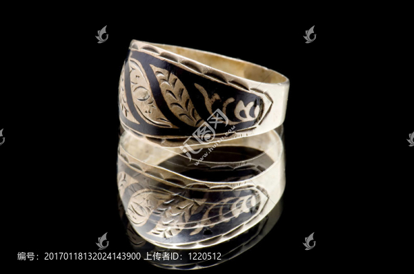 銀戒指的宏-匯圖網(wǎng) www.fosd68.com 銀戒指的宏