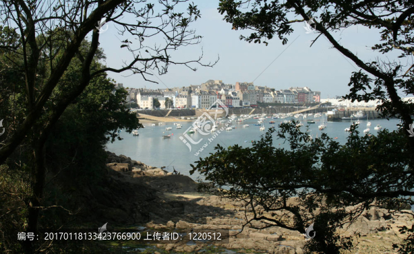 俄