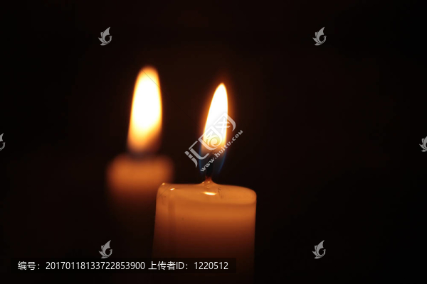 兩支蠟燭