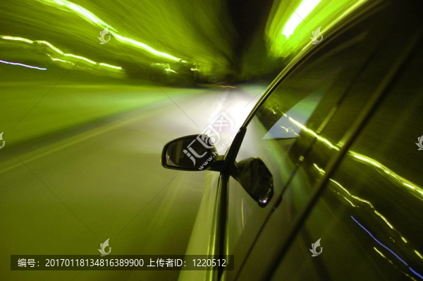 運(yùn)動(dòng)中的夜間駕駛
