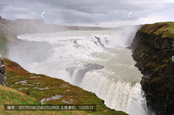 Gullfoss；冰島