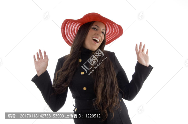 漂亮的年輕模特戴帽子