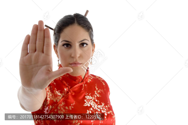 女性表現(xiàn)停止手勢