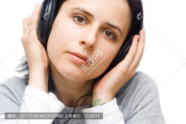 與headphon年輕女人
