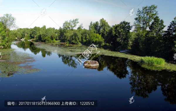 早上好；rokkola河