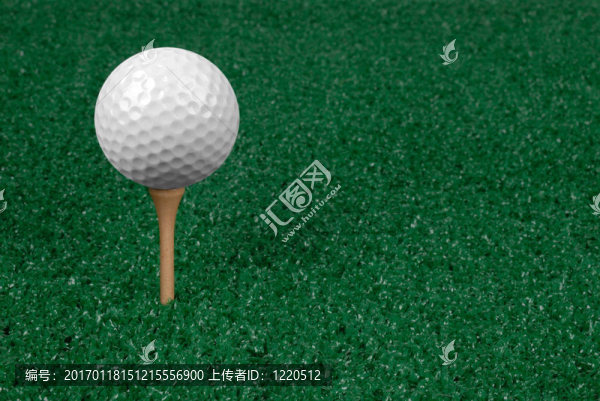 果嶺上的高爾夫球