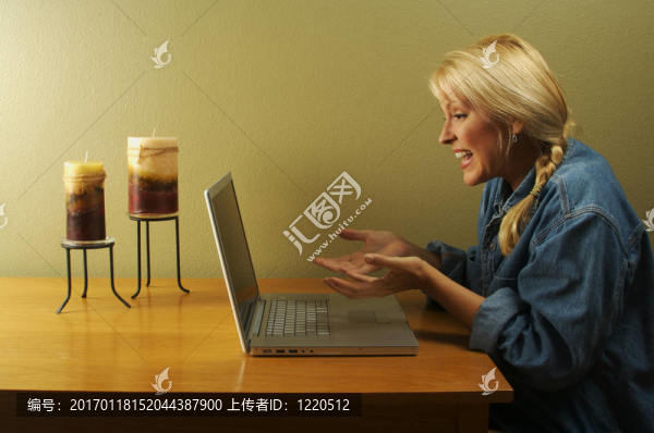 使用筆記本電腦系列