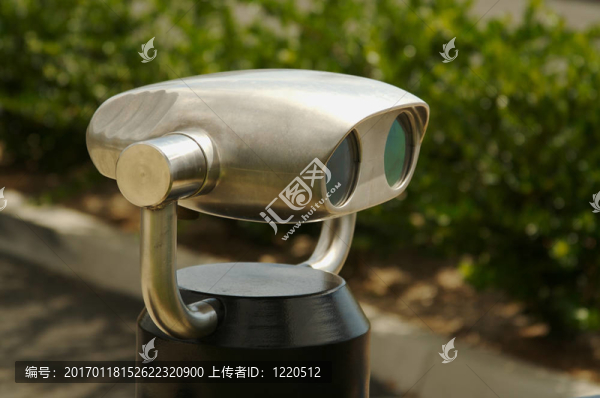 摩登的望遠(yuǎn)鏡