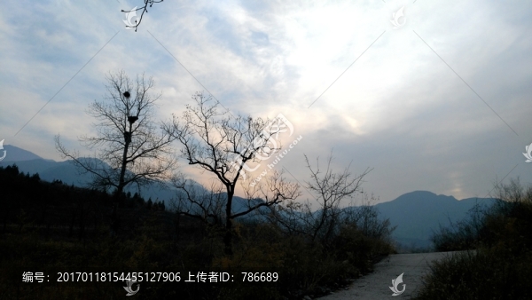 山路