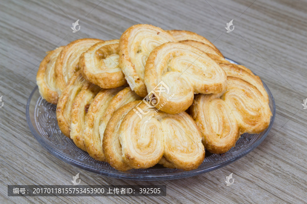 蝴蝶酥