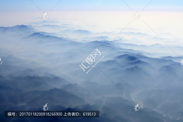 俯瞰水墨群山