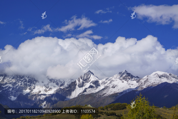 四姑娘山