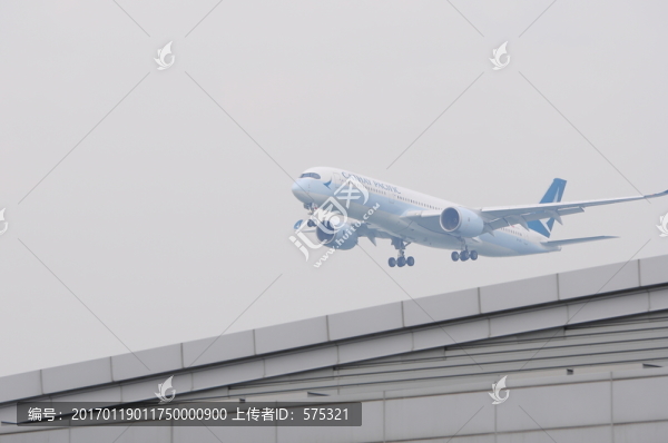 飛機(jī)