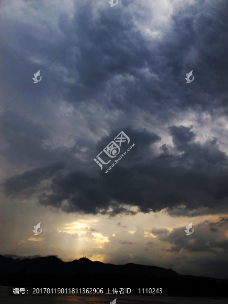 暴風雨前夕