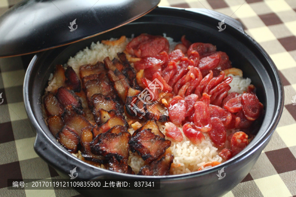 臘味煲仔飯