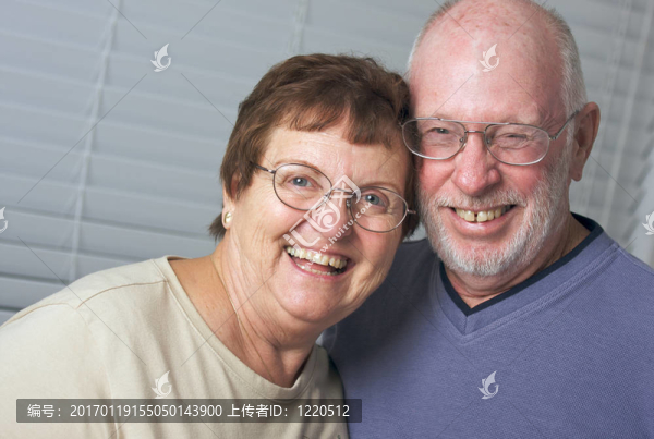 幸福的成年夫婦