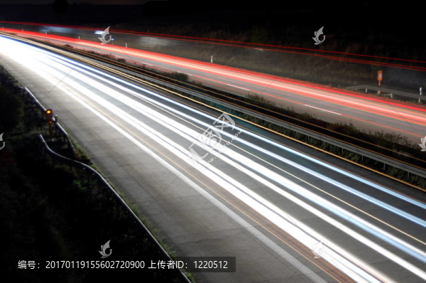 高速公路夜間交通