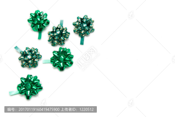 由綠色弓制成的框架