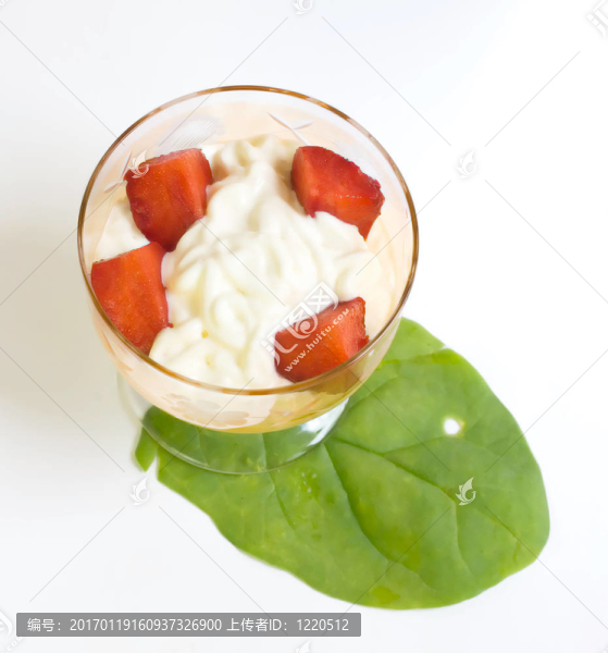 草莓甜點分離點