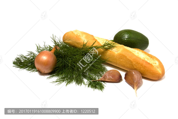 白色蔬菜和面包