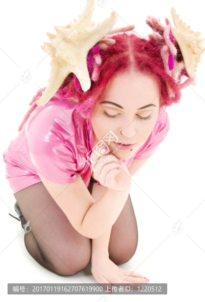 粉紅色的連衣裙