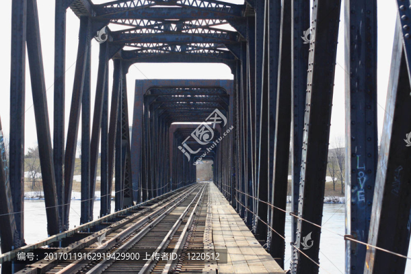 鐵路橋