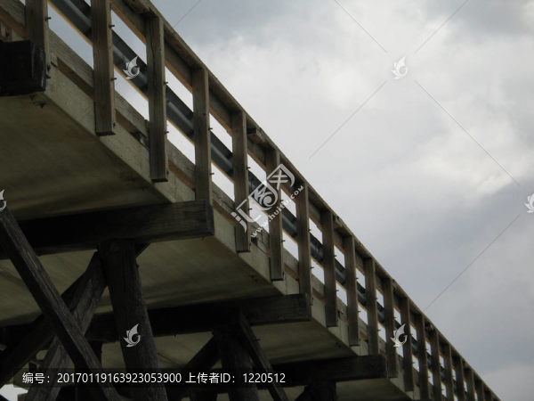 長；舊木橋