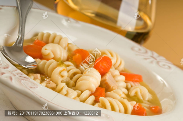 雞肉蔬菜湯