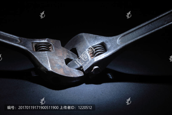 扳手