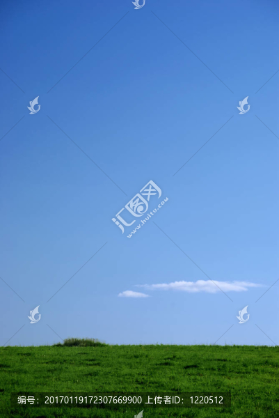 綠草和藍(lán)天