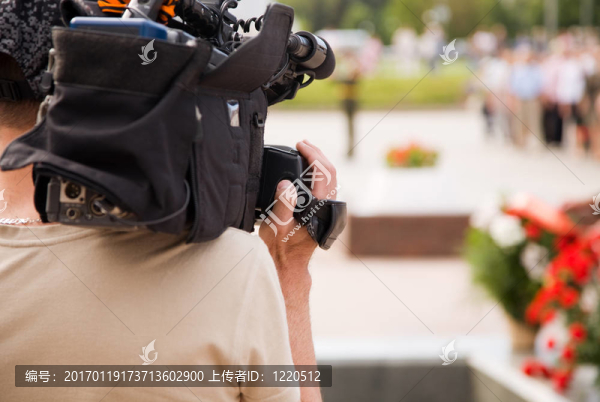 電視報(bào)告文學(xué)-匯圖網(wǎng) www.fosd68.com 電視報(bào)告文學(xué)