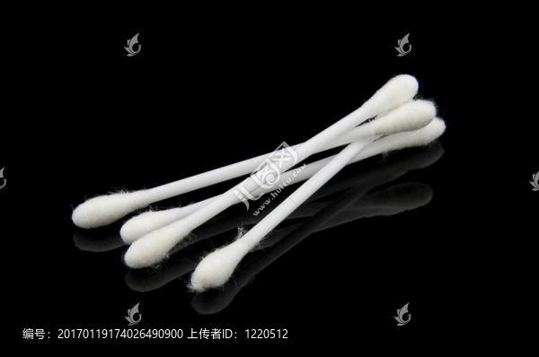 黑棉上的棉-匯圖網(wǎng) www.fosd68.com 黑棉上的棉