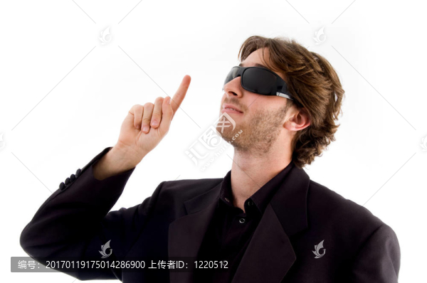 向上的人的畫像