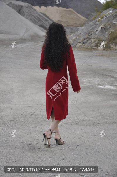 山丹丹的女人