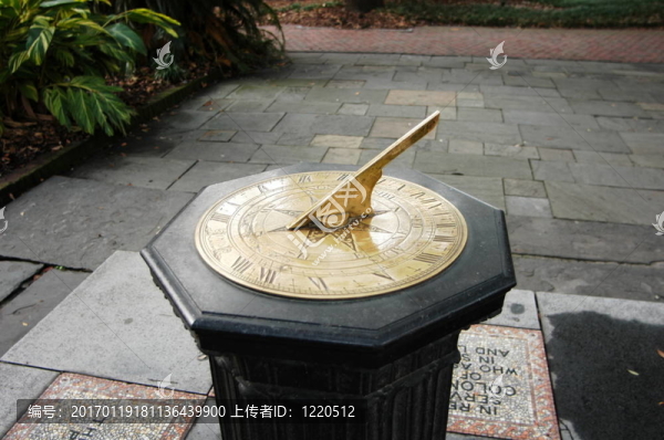 黃銅日晷