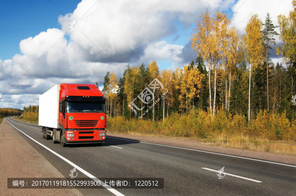 紅色卡車