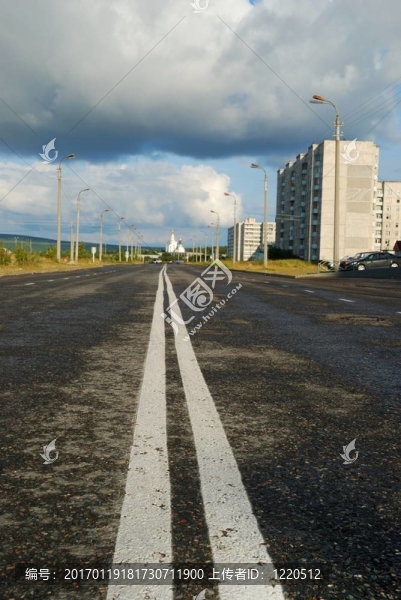 道路標(biāo)記的雙線