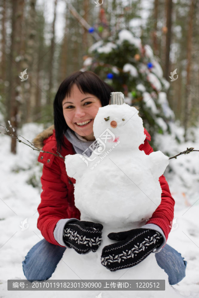 那個(gè)女孩和雪人