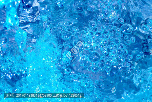 水