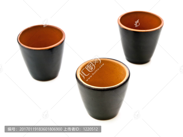 而玻璃