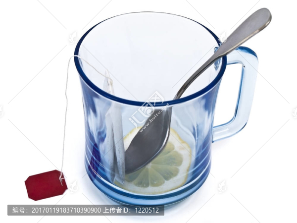 一杯檸檬和一包茶