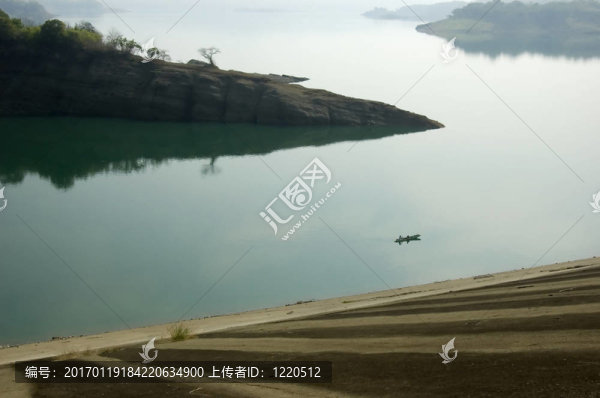 在大壩的早晨