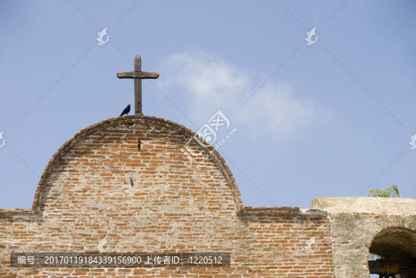 加利福尼亞使命的木制十字架。