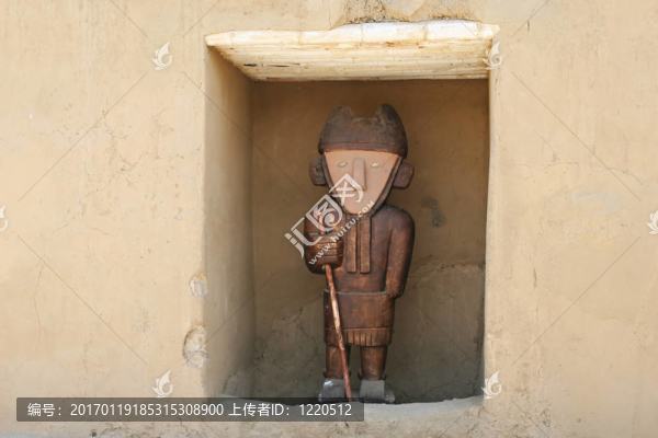 嬋嬋的雕像