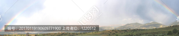 彩虹在布萊斯峽谷風(fēng)暴；猶他；