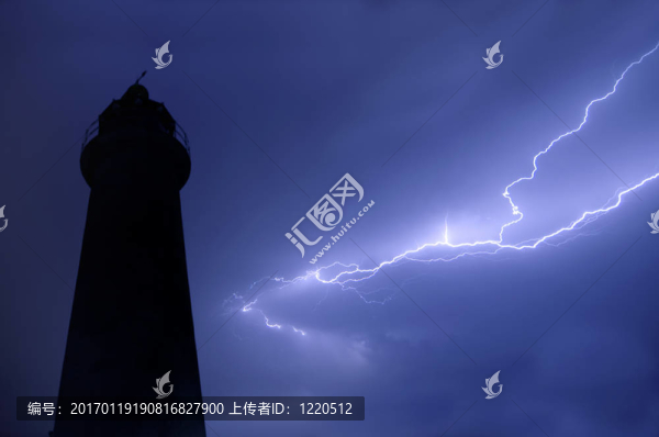 燈塔的風(fēng)暴
