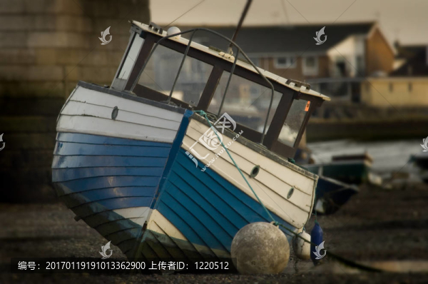 擱淺