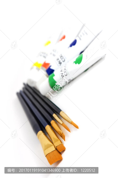 畫筆和顏料